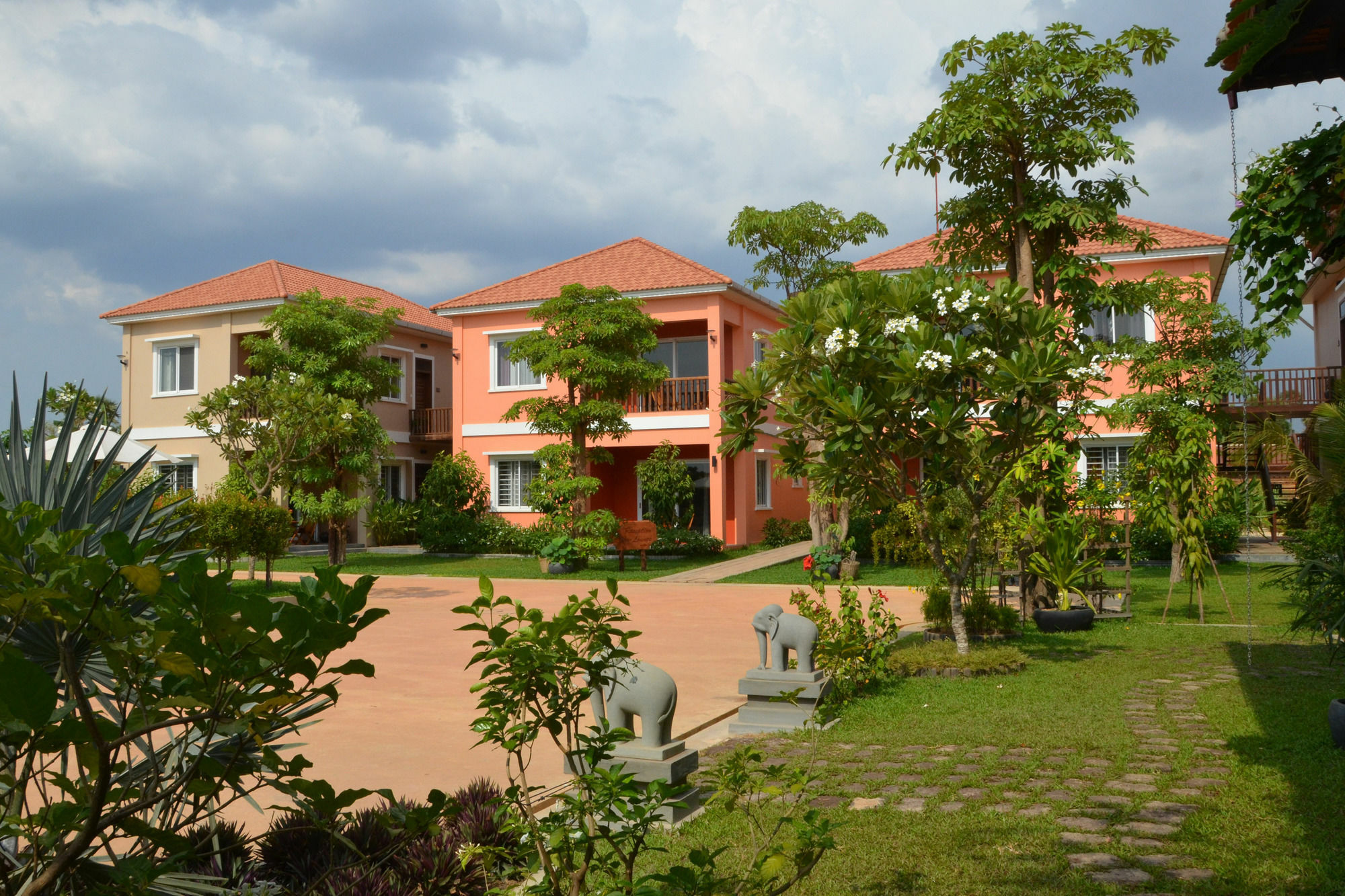 Les Residences Yen Dy Angkor Сіємреап Екстер'єр фото